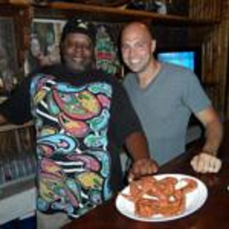 La Delphina Bed And Breakfast Bar And Grill ラ・セイバ エクステリア 写真